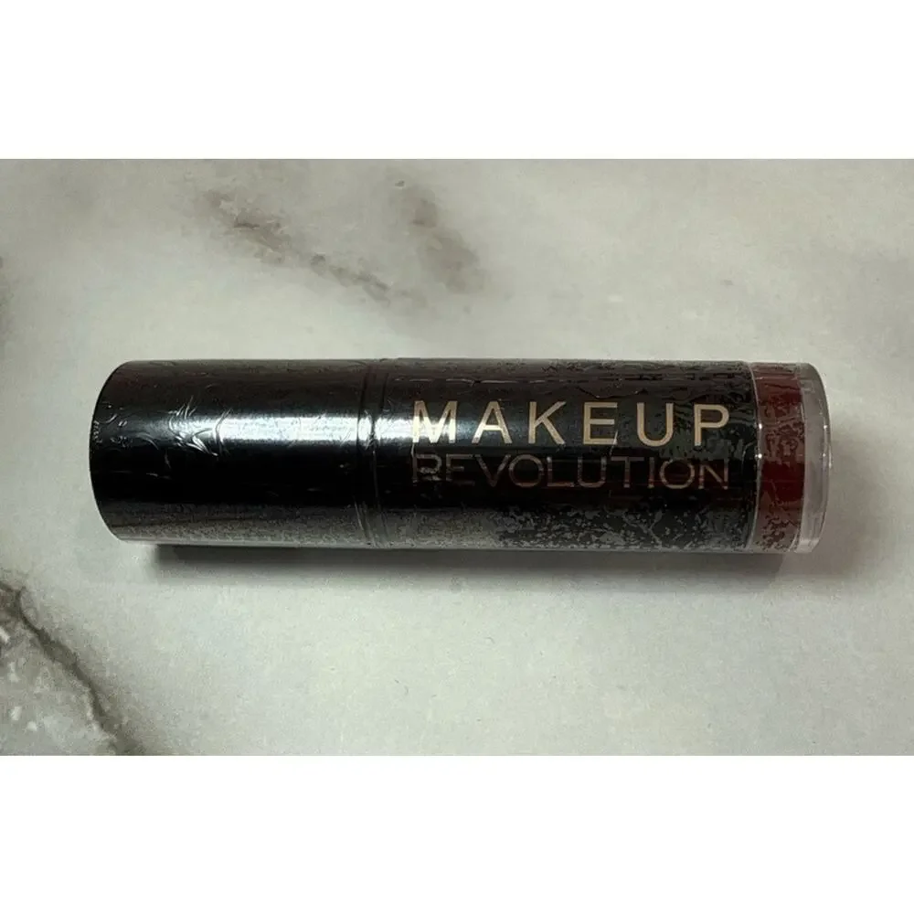 Makeup Revolution Amazing Lipstick In Reckless